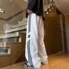 Calça Casual Larga com Três Listras Tendência Americana Masculina 2026 Primavera/Outono Novo Adolescente Estudante Solta Longa