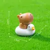Paisagem em miniatura com um chapéu de folha de lótus fofo, figura de capivara, decoração de jardinagem, ornamento DIY, pequena peça decorativa