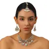 Collar con Borlas de Perlas, Flor de Pedrería, Aretes y Cadena para la Frente de Estilo Étnico Indio Transfronterizo, Joyería de Moda, Juego de Tres Piezas