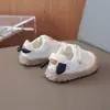 Zapatos Caminadores para Bebé 2026 Primavera/Otoño Nuevos Zapatos Funcionales de Tacón de Color Sólido para Niños Zapatos Casuales Versátiles Deportivos para Niñas
