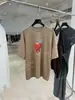 [Recomendación Destacada] Yuran 26 Nuevo Estilo de Principios de Otoño Algodón de Cáñamo Lavado Enzimático Estampado de Hamburguesa de Fresa Camiseta Oversize de Manga Corta