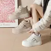 Sapatos de Algodão Quente com Veludo Plus de Inverno Femininos Sola Grossa Casual Tênis de Lona 2026 Novas Botas Curtas Aumentando Altura Interna Sapatos Femininos K5609