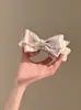 Pinza de Plátano con Lazo de Lunares de Satén Rosa Estilo Coreano, Pinza Vertical Elegante para Cola de Caballo Alta, Accesorio para el Cabello Pinza Versátil