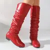 Botas femininas de cano alto novas brancas transfronteiriças sola plana sola macia botas amassadas emagrecedoras versáteis botas de cavaleiro plus size comércio exterior feminino