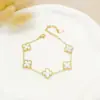 Pulseira Trevo de Quatro Folhas de Fábrica 13mm Item da Moda Popular na Internet Pulseira Artesanal de Aço Inoxidável Banhado a Ouro Anti-Desbotamento
