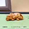 Sándalo Verde Natural Sándalo Morado Pixiu Pequeño Talla en Madera Wenwan Pieza Portátil de Mano Colgante para Coche DIY Accesorio Adorno Pequeño