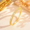 Pulsera Retorcida en Espiral Full Diamond Sentido del Diseño Zirconia Pavé Denso Pulsera Delgada Nicho Lujo Ligero Viaje Diario Novia Joyería Versátil