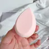 [Vento Frio] Série de Cores Morandi Suave Gotas de Água Cortado a Faca Maquiagem Esponja de Pó Ovo de Beleza Macio Q Brincar