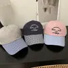 Gorra de Béisbol con Bordado de Letras Estilo Coreano, Bloques de Color de Nicho, Cuadros, Visera, Versátil para Mujer Primavera y Verano, Parte Superior Suave, Gorra de Pico, Moderna