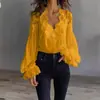 Ropa europea y americana para mujer de venta transfronteriza, blusa de gasa con encaje en V, mangas largas abullonadas plisadas y volantes, corte holgado para mujer