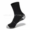 Meias esportivas masculinas transfronteiriças plus size de comprimento médio, meias para basquete e corrida, que absorvem o suor e são respiráveis, com sola tipo toalha, e apresentando um design de letras e color block para exportação