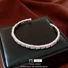 Pulsera Abierta de Metal con Zirconia Cúbica Trapezoidal de Empalme Transfronteriza Europea y Americana con un Diseño Único, Estilo de Nicho, Lujo Ligero, Joyería de Alta Gama