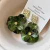 Estilo Bohemio Verde Esmeralda Pendientes Blancos Súper Hada Pendientes para Mujer 2025 Nuevo Estilo Popular Pendientes de Lujo Accesible