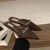 Novas Meias Pantufas Fechadas Estilo Francês Suave para Mulheres Verão 2025, Sandálias Ladies de Bico Fino e Salto Baixo