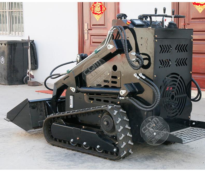 小型滑移装载机2_17