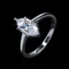 Anillo de Moissanita de 1 Quilate Plata de Ley S925 Anillo de Pareja Simple Moderno Moda Joyería de Plata con Moissanita para Mujer