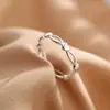 Anillo en Forma de Corazón, Banda Simple, Anillo para Dedo Índice de Mujer, Diseño de Alta Gama, Anillo Abierto, Lujo Ligero, Anillo de Estilo Ins de Nicho, Nuevo 2026