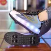 Suministro directo de fábrica de patines de cuatro ruedas para niños y niñas, patines infantiles, patines para estudiantes con luces, zapatillas deportivas para ventas transfronterizas