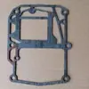Motor de popa, 2 tempos, 20 cavalos de potência: inclui hélice, corda de partida, cabo do acelerador, bobina de alta tensão, junta de papel, anel de pistão e manivela