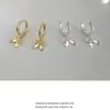 Pendientes de Aro con Colgante de Lazo Versátil Estilo Ins para Mujer, Estilo de Lujo Ligero de Gama Alta, Pendientes Delicados de Aro con Púa de Plata Inspirados en Chanel