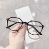 Gafas de montura poligonal 2053 para hombre y mujer, estilo coreano moderno de celebridad de internet, alta definición anti-luz azul, se pueden adaptar con lentes graduados