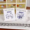 Nuevo Calendario de Escritorio Mini Simple de Dibujos Animados 2027 Mini Adorno de Escritorio Calendario Planificador de Aniversario para Estudiantes Calendario de Escritorio
