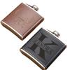 Venta al por mayor petaca de acero inoxidable funda protectora portátil portátil pequeña funda para petaca grabado láser funda para petaca de vino