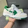 Zapatos de flecha de suela gruesa estilo europeo 2025 nuevos zapatos casuales deportivos para hombre combinación de colores de piel de vaca zapatos casuales de comercio exterior