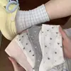 Meias de punho alto azuis xadrez com laço, novo estilo primavera e verão, sem costura, meias folgadas estilo japonês doce e feminino, meias de algodão versáteis para mulheres