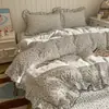 Cobertor de cama de gaze dupla camada estilo princesa com acabamento em renda, conjunto de quatro peças para quarto de casa, protetor de colchão, conjunto de três peças de cobertura de cama