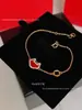 Pulsera de Calabaza Hueca Kirin Versión de Alta Gama Chapada en Oro V con Oro Rosa de 18 Quilates, Ágata Roja, Pulsera de Calabaza de Nácar Blanco, Artesanía Exquisita