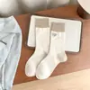 Nuevos Calcetines Sin Costuras Bordados Estilo Coreano para Primavera y Verano, Calcetines con Cachorros de Dibujos Animados, Calcetines de Media Pantorrilla Bloques de Color Estilo Universitario para Mujer, Calcetines Holgados Blancos y Negros