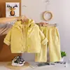 Conjunto de invierno para niños con forro polar 2026 estilo nuevo, chaleco grueso de moda para bebés niñas, conjunto de invierno cálido de tres piezas para niños