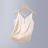 Top de Seda Simulada Estilo Garota Picante Costas Nuas 2026 Nova Coleção Primavera e Verão Camiseta Básica Roupa Formal Profissional Camisola Interna para Mulheres
