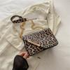 Bolso bandolera cuadrado pequeño con cadena, estilo casual, con estampado de leopardo, costuras 205, estilo moderno y sencillo