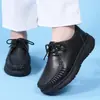 Zapatos de enfermera primavera y otoño Amazon generación estación independiente zapatos de mujer zapatos mecedores zapatos deportivos blancos de boca poco profunda a mayoreo