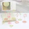 Múltiples Estilos de Sujetanotas en Stock, Venta al por Mayor Directamente del Fabricante, Adornos de Escritorio para Tarjetas con Galvanizado Metálico, Portatarjetas de Presentación