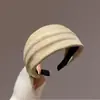 Faixa de Cabeça de Tricô Retro de Aba Larga Outono e Inverno 2025 Nova Faixa de Cabeça Cabelo Amassado Lavar o Rosto Grampo de Cabelo Faixa de Cabelo Acessórios de Cabelo Espessada
