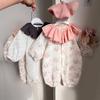 26 Nuevo Estilo de Primavera Cuello Hoja de Loto Mono Floral para Bebé Niña, Lindo Traje de Gateo de Princesa, Estilo Coreano de Algodón Ins para Salidas a