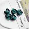 Estampado de Leopardo Arena Dorada Corazón de Melocotón Floral Retro Corazón con Forma de Corazón Agujero Recto Cuentas Vidrio Soplado a Mano Pulsera DIY Colgante Accesorios Venta al por Mayor