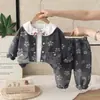 Conjunto de Ropa de Otoño para Niñas 2026 Nuevo Elegante Conjunto de Tres Piezas de Mezclilla de Manga Larga para Primavera y Otoño para Niñas