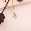 Silver Art Source S925 Prata Pura Elegante Pingente Brilhante em Formato de Coração, Colar de Corrente Clavicular Estiloso e Versátil para o Dia a Dia