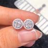 Cao Shi Brincos de hip-hop europeus e americanos para homens e mulheres com pequeno diamante simples cheio 2024 nova moda brincos high-end