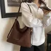 Bolso de Hombro Nuevo de Ante Otoño/Invierno 2026 Versátil Simple Estampado de Leopardo Bolso Tote Moda Viaje Diario Mochila Casual