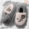 Pantuflas de Algodón con Talón Cubierto para Mujer Otoño e Invierno 2025 Antideslizantes Cálidas Lindos de Oso con Forro de Felpa Pantuflas de Algodón para Hombre para Usar Afuera