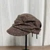 Estilo Retro Japonés Coreano Dulce Pequeño Floral Plisado Sombrero de Montar para Mujer Otoño Nuevo Simple Versátil Artístico Sombrero de Pintor