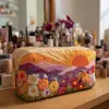 Bolsa de maquillaje acolchada floral de girasol transfronteriza, bolsa multifuncional, impresión digital, directo del fabricante