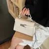 Bolsa Kelly de Luxo para Mulheres, Nova Moda Verão 2026 Bolsa de Mão e Bolsa Transversal, Design de Nicho, Bolsa Quadrada Pequena para o Dia a Dia