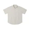 Ropa de Hombre Beijie Verano 2026 Nueva Simple Relajada Camisa de Manga Corta Rayada Caqui para Hombre Camisa Holgada de Media Manga para Hombre