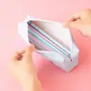 Estuche de Lápices de Dibujos Animados Recompensa de Fin de Curso Graduación Regalo Pequeño para Estudiantes de Primaria Caja de Papelería Infantil Bolsa de Lápices Linda para la Escuela Venta al por Mayor